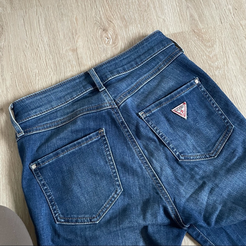 GUESS HIGH RISE CROP DENIM - Picture 2 of 7